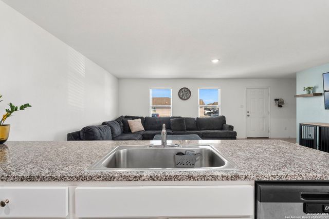 7323 Donkey Valley, San Antonio, TX 78252