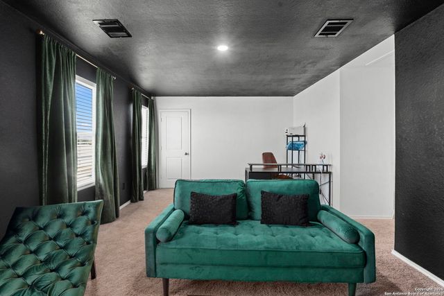 7323 Donkey Valley, San Antonio, TX 78252