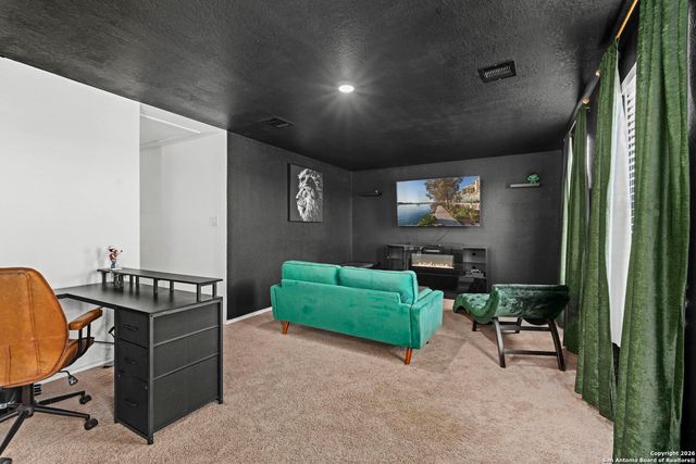 7323 Donkey Valley, San Antonio, TX 78252