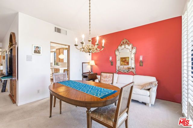 4454 Ventura Canyon Avenue 105, Sherman Oaks, CA 91423