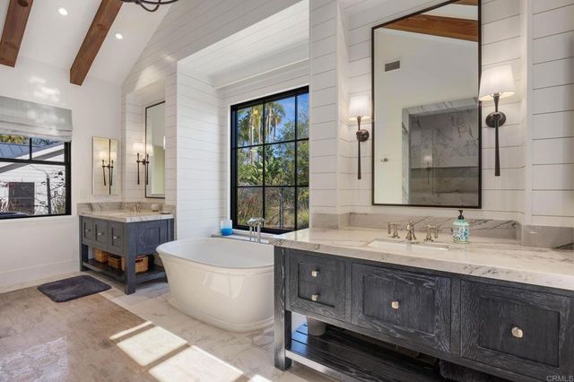 639 41 Quail Gardens Lane, Encinitas, CA 92024
