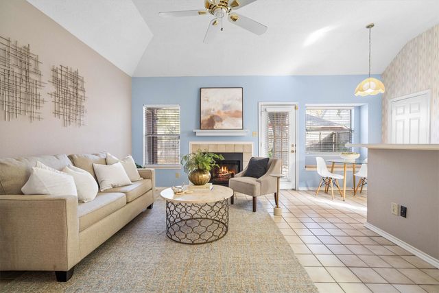 2944 Chris Lane, Grapevine, TX 76051