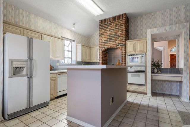 2944 Chris Lane, Grapevine, TX 76051