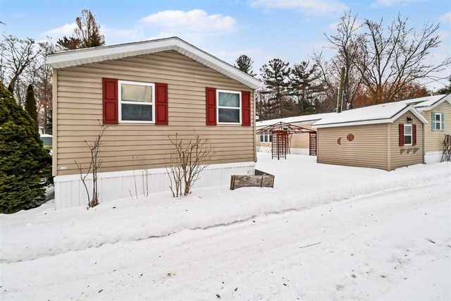 2777 Basin Street, Ludington, MI 49431