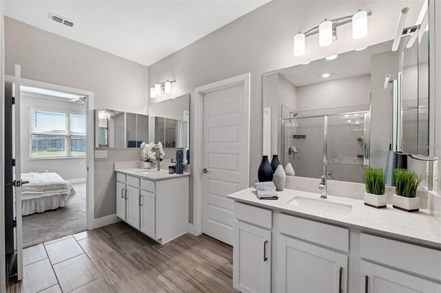 9846 RED BAY LOOP, Land O Lakes, FL 34637