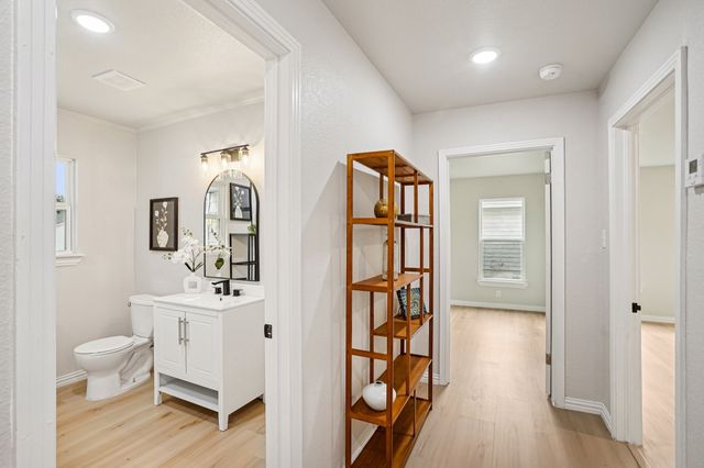 305 Westvue Street, Terrell, TX 75160