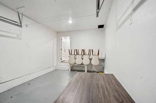 305 Westvue Street, Terrell, TX 75160