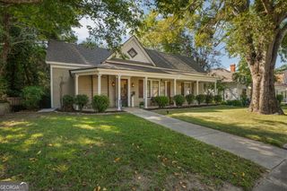 124 Stonewall Place, Macon, GA 31204