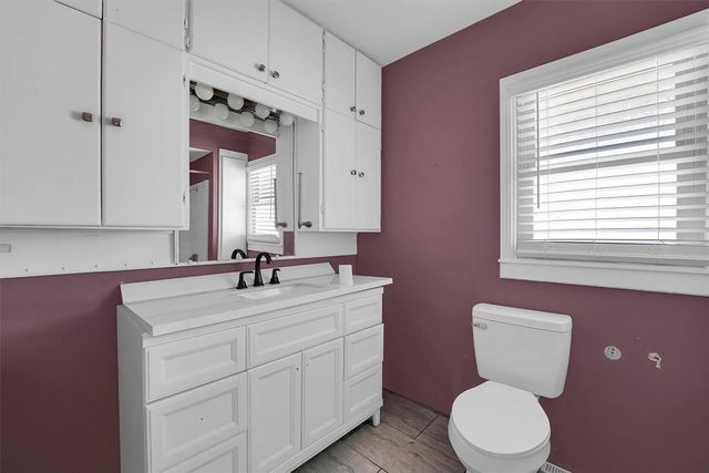 319 E 5th Street, Helena, OK 73741