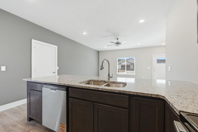 498 E Harper St, Valley Center, KS 67147