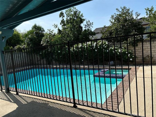 21730 Merridy, Chatsworth, CA 91311