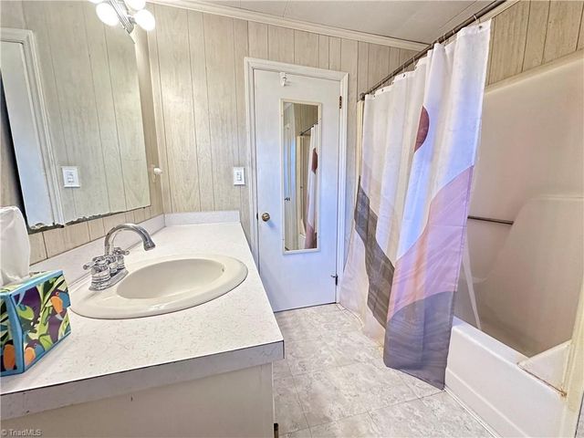 2230 Little River Road, Asheboro, NC 27205