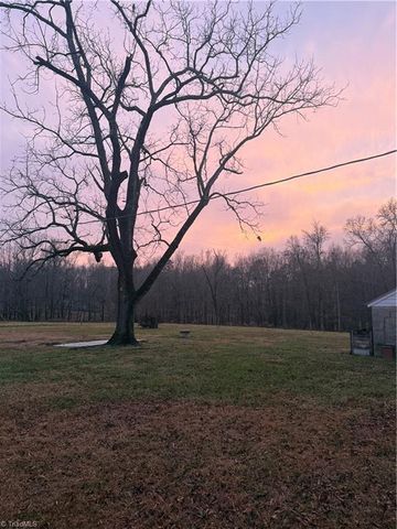 2230 Little River Road, Asheboro, NC 27205