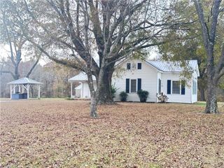 2230 Little River Road, Asheboro, NC 27205