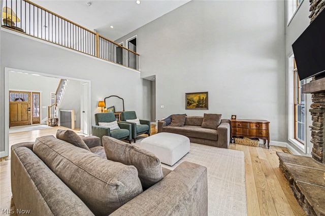 13537 Shirley Drive, Leroy, OH 44077