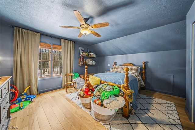 13537 Shirley Drive, Leroy, OH 44077