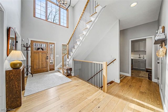 13537 Shirley Drive, Leroy, OH 44077