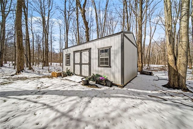 13537 Shirley Drive, Leroy, OH 44077