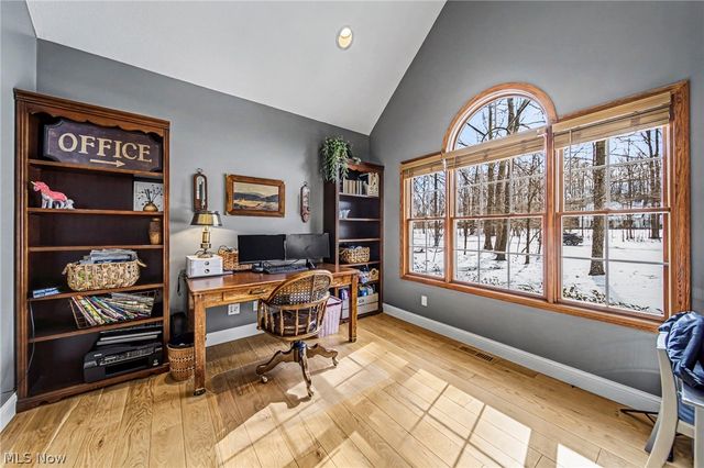 13537 Shirley Drive, Leroy, OH 44077