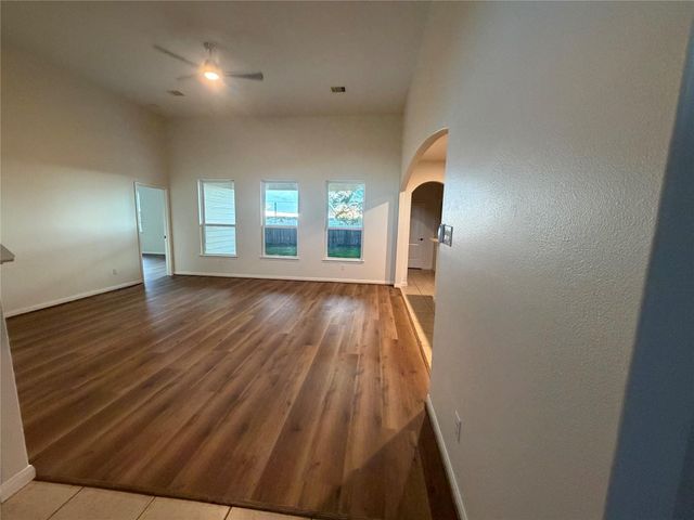 20615 Silver Tea Avenue, Hockley, TX 77447