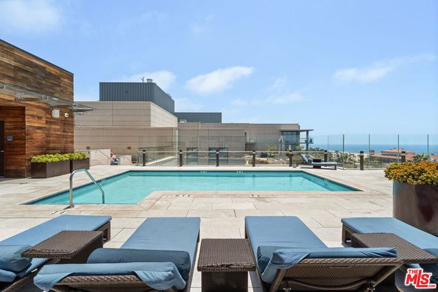 1755 Ocean Avenue 801, Santa Monica, CA 90401