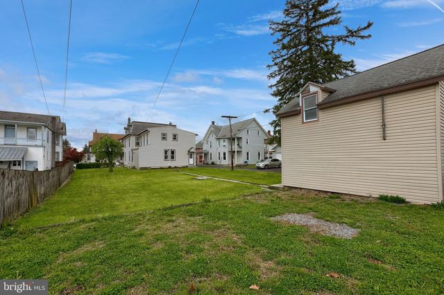 528-530 N RAILROAD ST, Palmyra, PA 17078