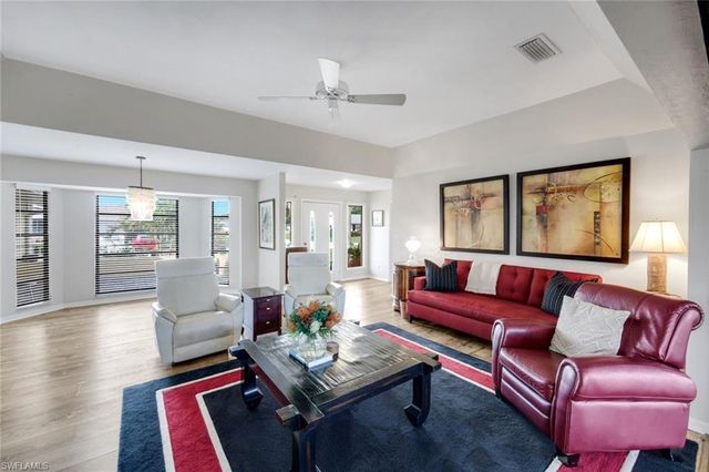 111 Blue Ridge DR 23, Naples, FL 34112