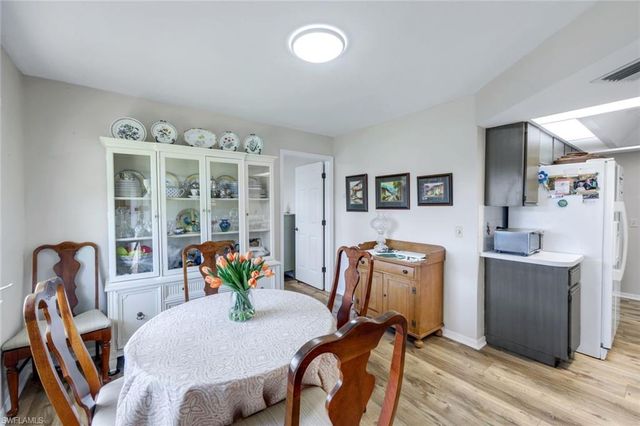 111 Blue Ridge DR 23, Naples, FL 34112