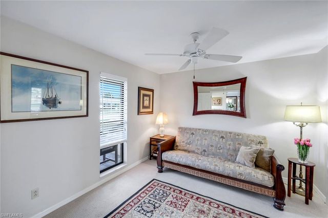 111 Blue Ridge DR 23, Naples, FL 34112