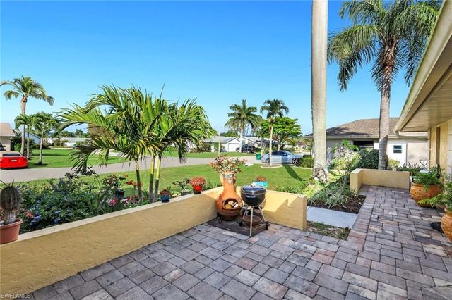 111 Blue Ridge DR 23, Naples, FL 34112