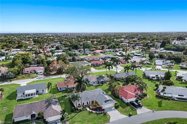 111 Blue Ridge DR 23, Naples, FL 34112