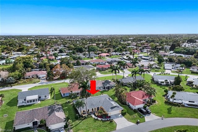 111 Blue Ridge DR 23, Naples, FL 34112