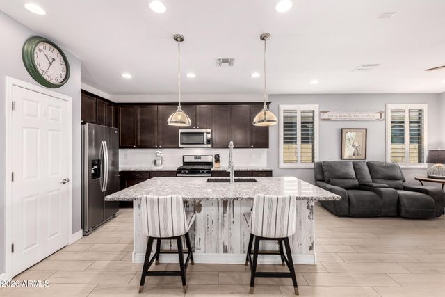 10440 E TESLA Avenue, Mesa, AZ 85212