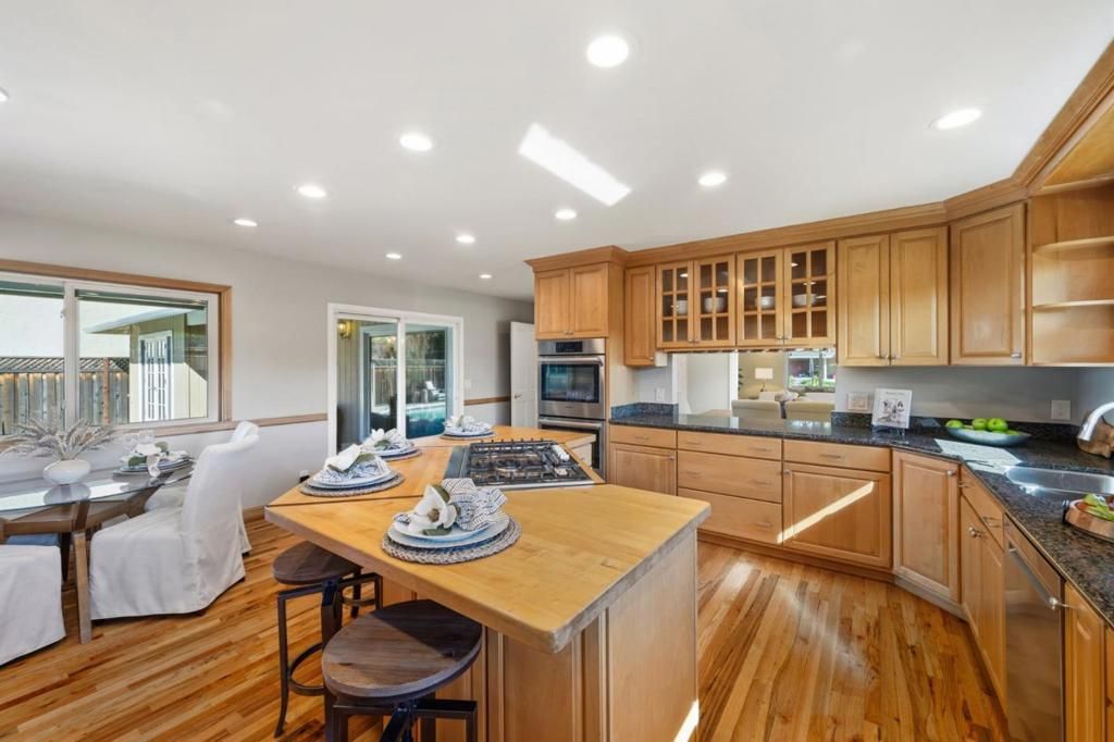 Image 12 of property listing at 1259 N Central Avenue, San Jose, CA 95128