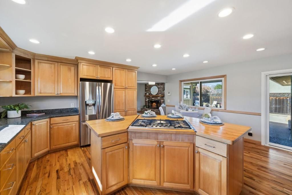 Image 13 of property listing at 1259 N Central Avenue, San Jose, CA 95128