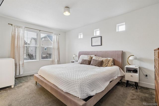 221 S Oak Hill Street, Aurora, CO 80018
