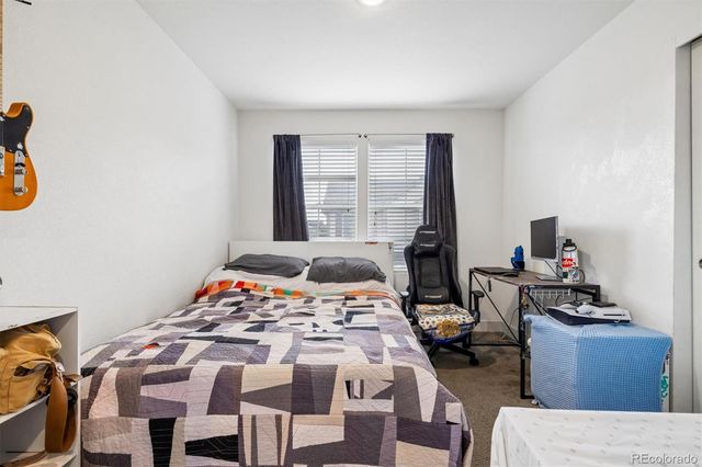 221 S Oak Hill Street, Aurora, CO 80018