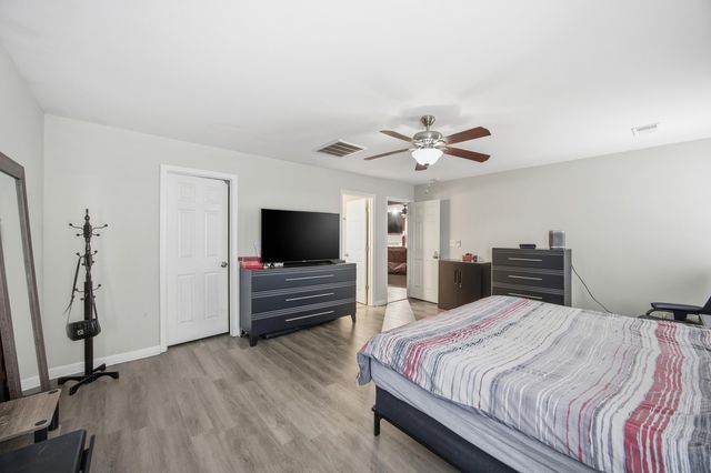 1312 Harrington Court, Lexington, KY 40511