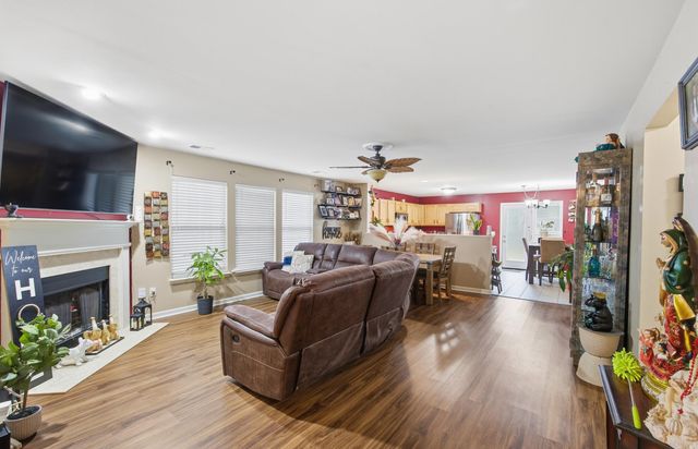 1312 Harrington Court, Lexington, KY 40511