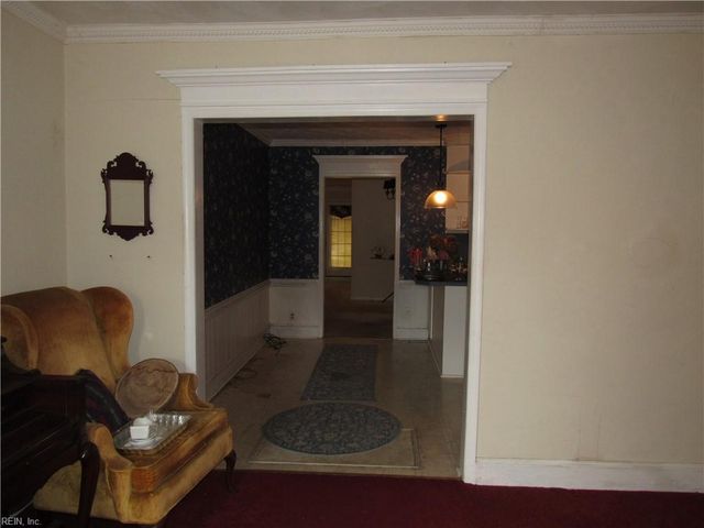 1402 Earle AVE, Chesapeake, VA 23324