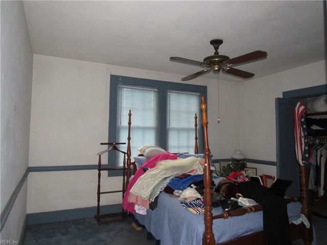 1402 Earle AVE, Chesapeake, VA 23324