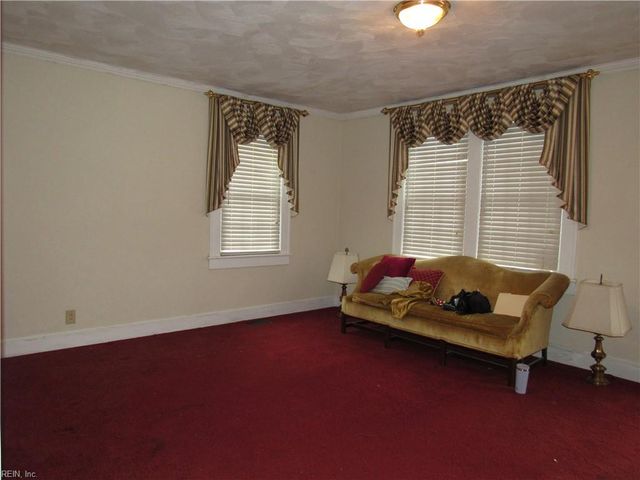 1402 Earle AVE, Chesapeake, VA 23324