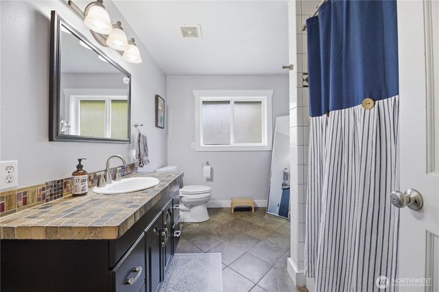 620 Myrtine Street, Enumclaw, WA 98022