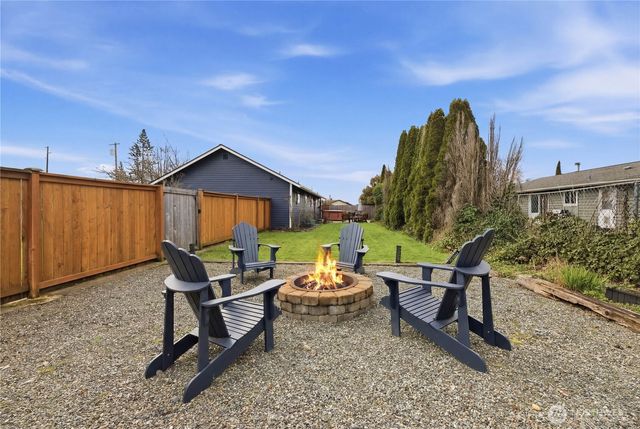 620 Myrtine Street, Enumclaw, WA 98022