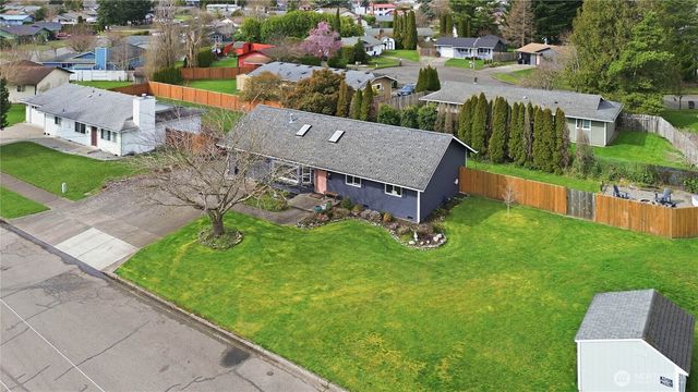 620 Myrtine Street, Enumclaw, WA 98022