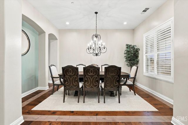 4113 Greendale Court, Bakersfield, CA 93311