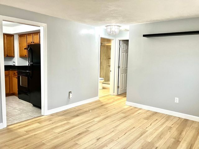 25 Naples Ave R, Saugus, MA 01906