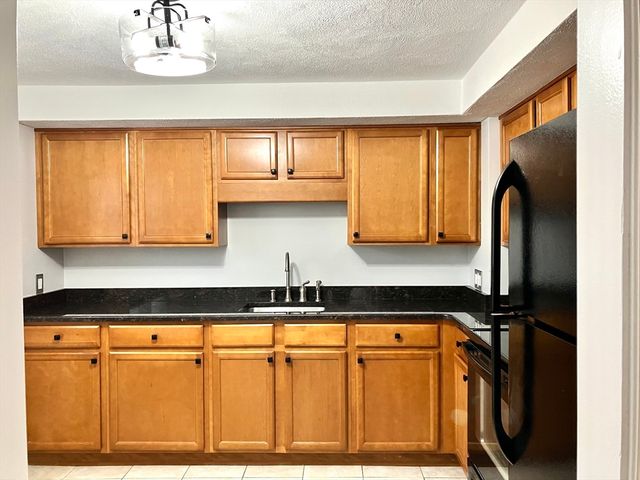 25 Naples Ave R, Saugus, MA 01906