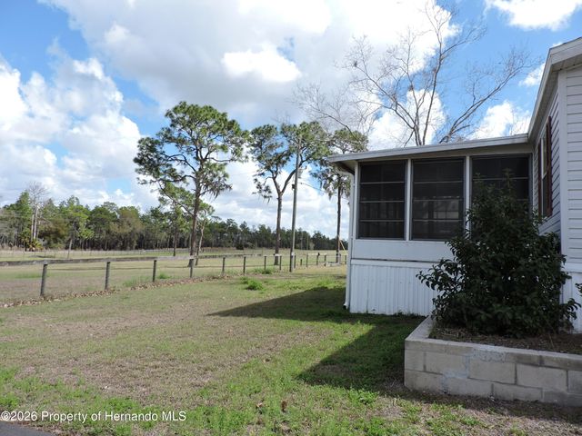 28448 Wildlife Lane, Brooksville, FL 34602