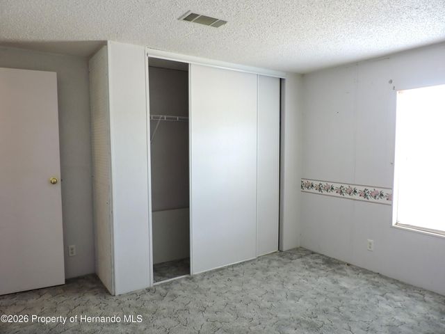 28448 Wildlife Lane, Brooksville, FL 34602